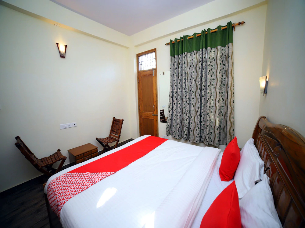 Hotel Shine By OYO Rooms