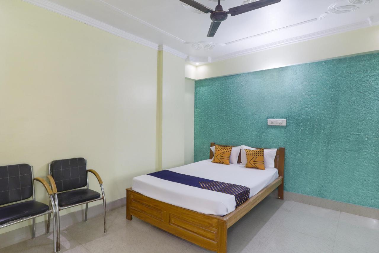 Hotel Sneh by OYO Rooms