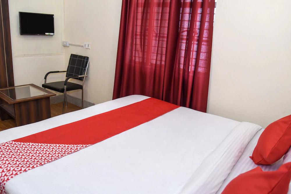 Hotel Vibrant Inn By OYO Rooms