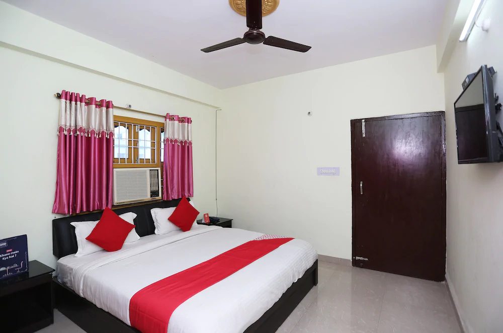 Hotel Vihar by OYO Rooms