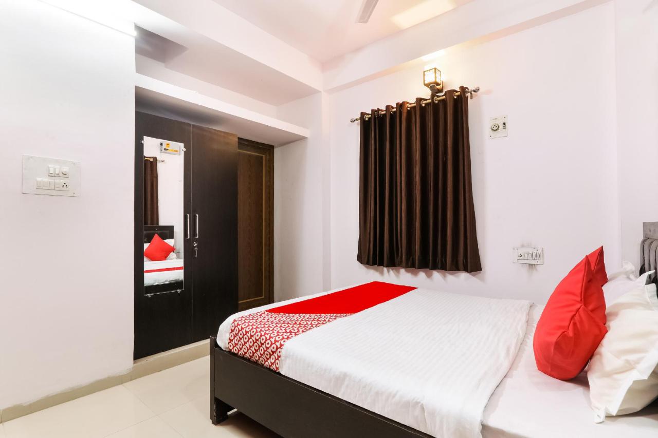 Hudco Grand by OYO Rooms