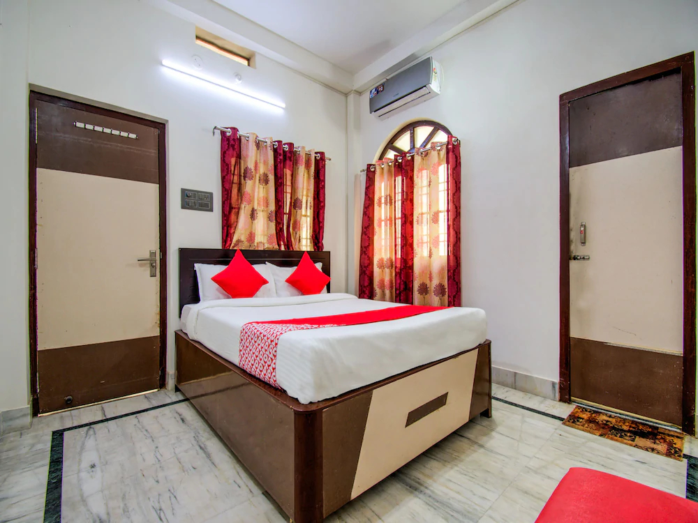 Madhuram Vihar By OYO Rooms