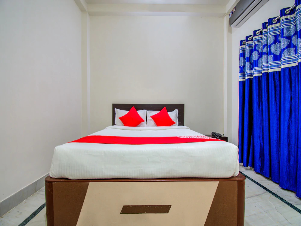 Madhuram Vihar By OYO Rooms