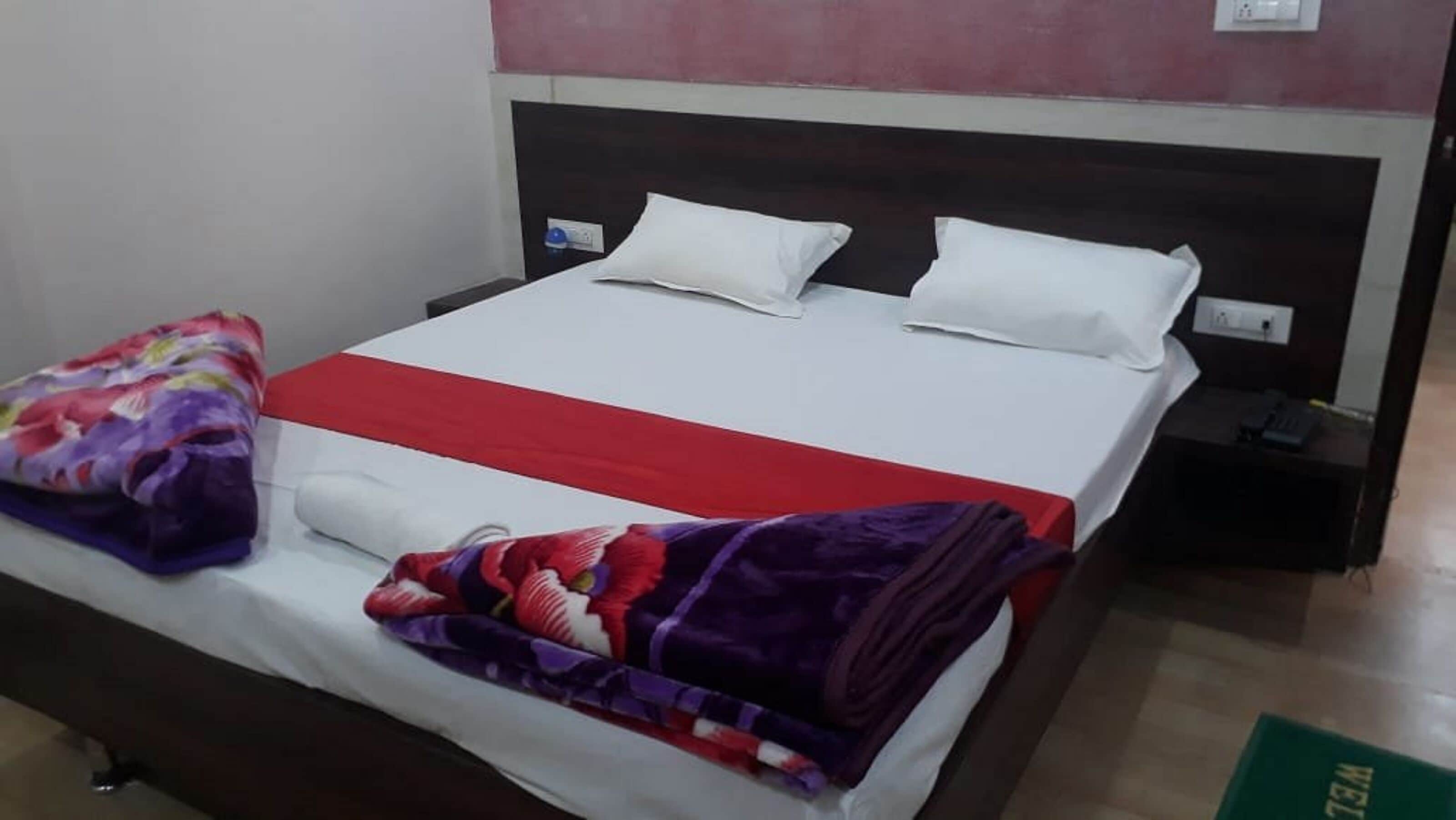 Mayagiri Patna by Goroomgo