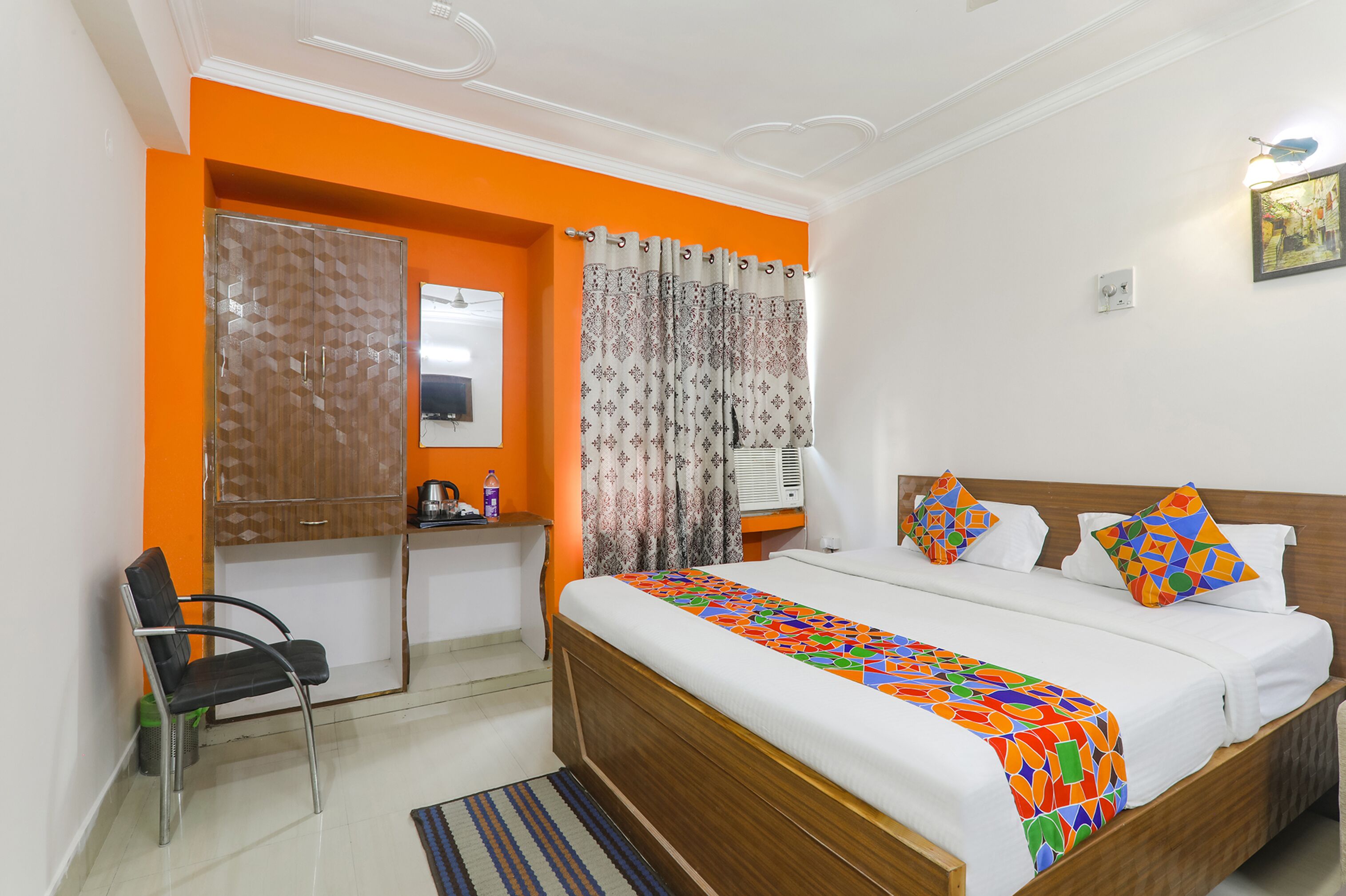 Mega Royal by Fabhotel