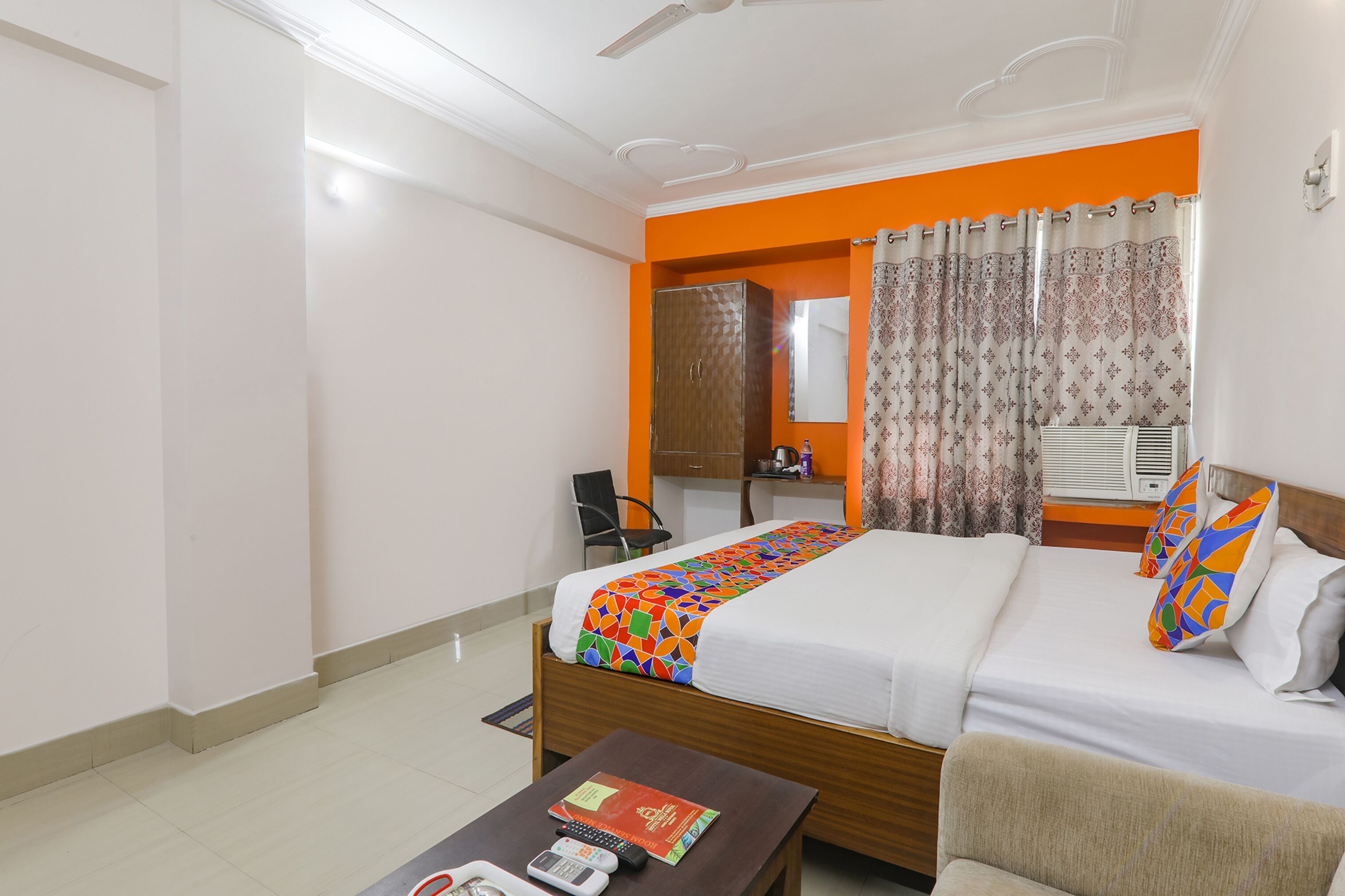 Mega Royal by Fabhotel