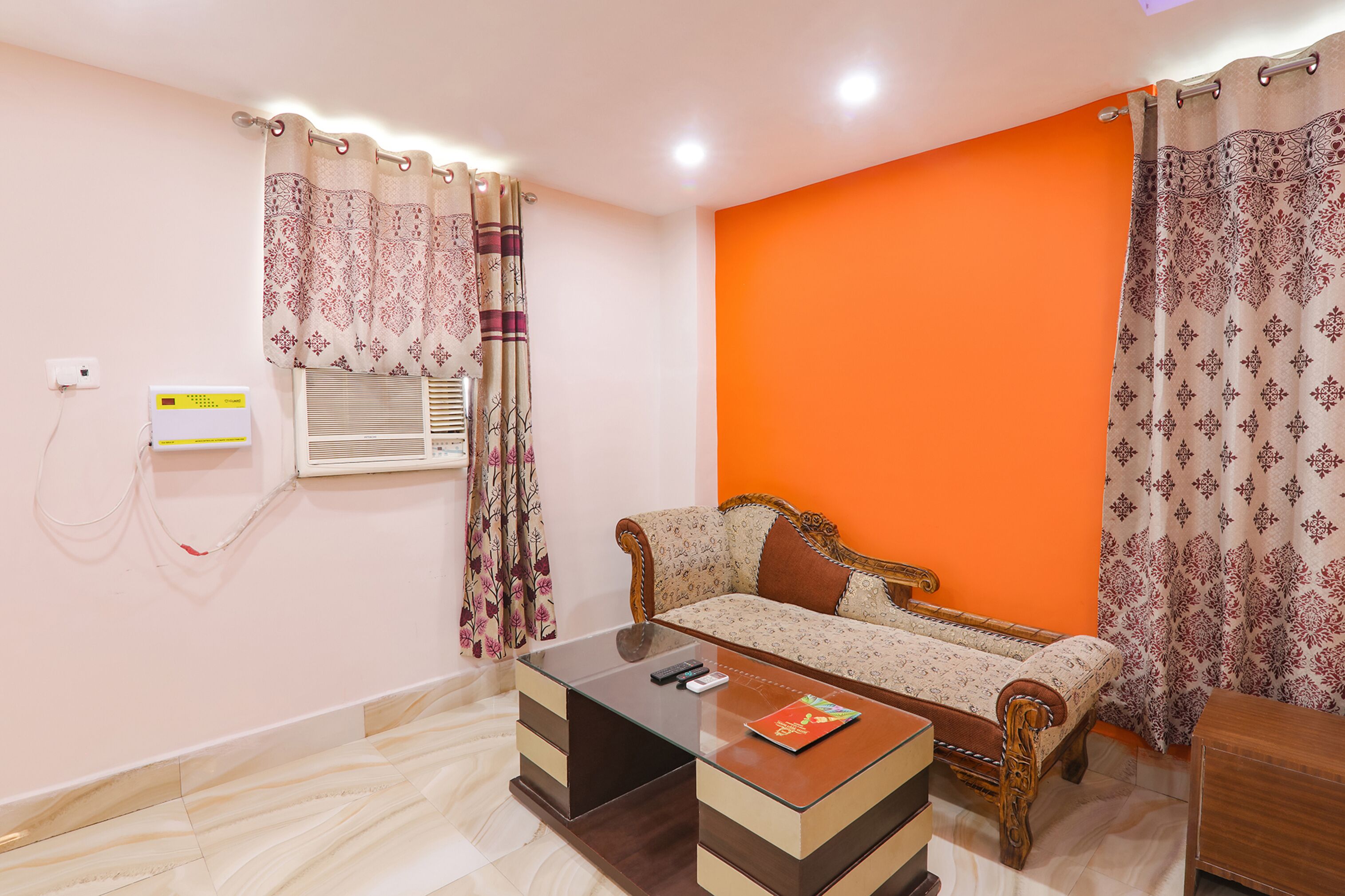 Mega Royal by Fabhotel