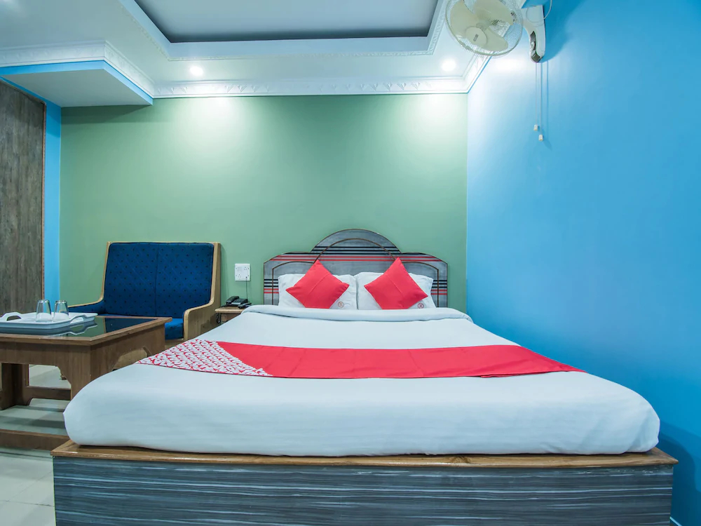 Mundrika Delux by OYO Rooms