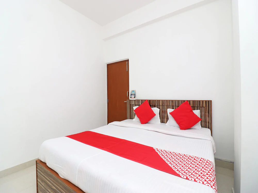Nunu International By OYO Rooms