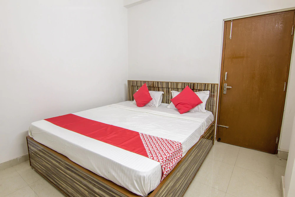 Nunu International By OYO Rooms