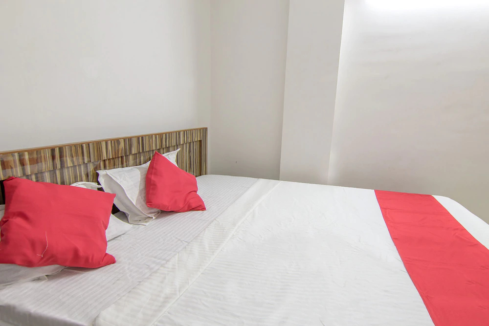 Nunu International By OYO Rooms