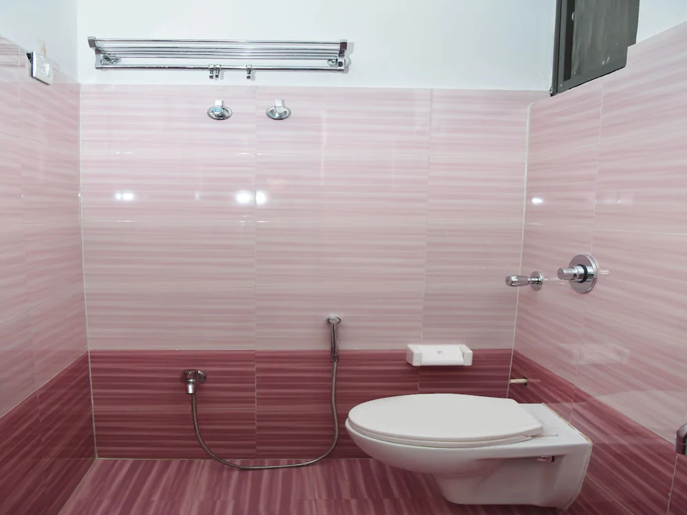 OYO 14798 Radha Swami Guest House