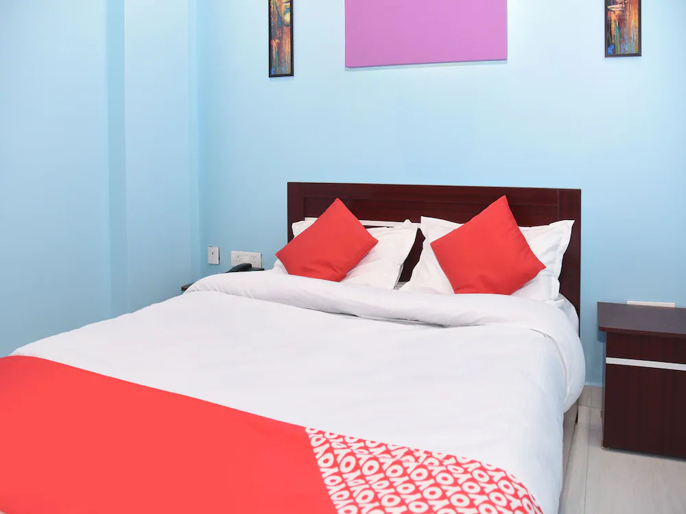 OYO 14798 Radha Swami Guest House