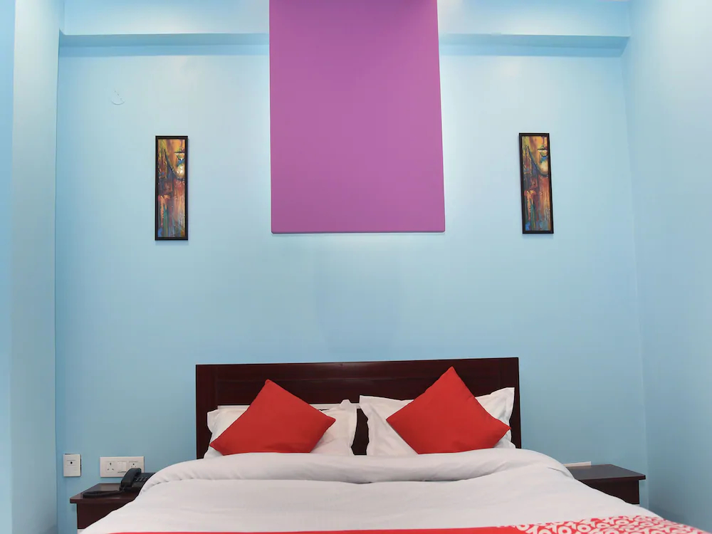 OYO 14798 Radha Swami Guest House