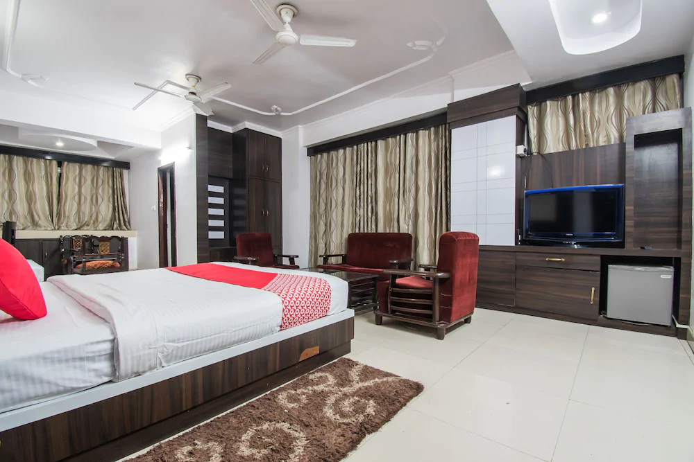 OYO 24088 Flagship Hotel City Centre