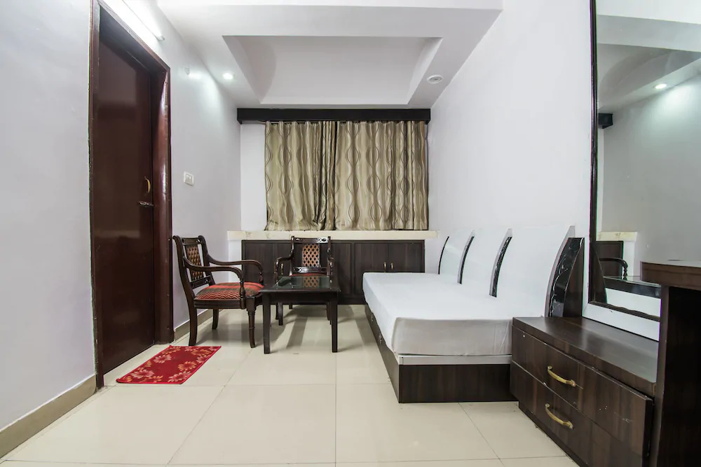 OYO 24088 Flagship Hotel City Centre