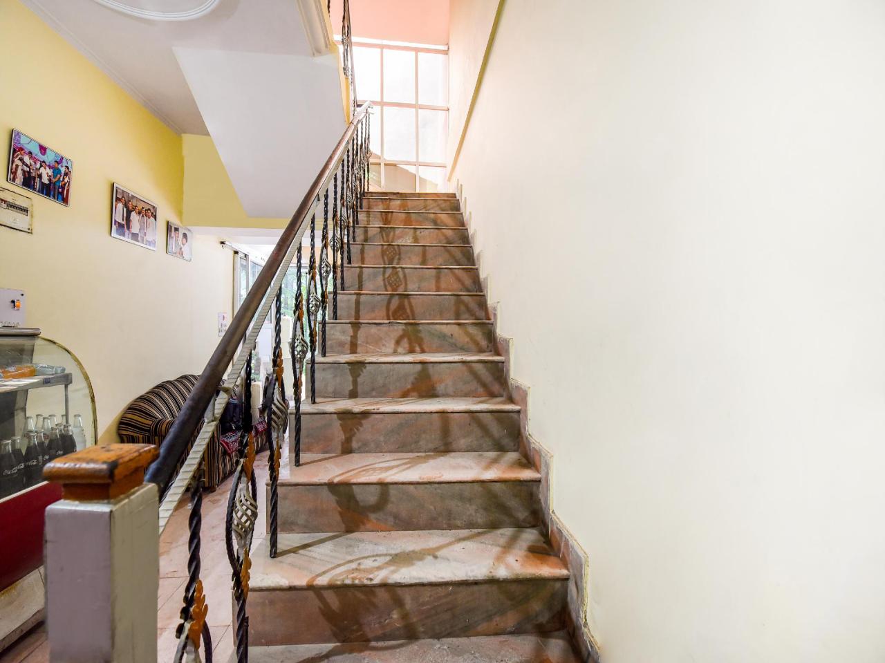 Shivam Guest House by OYO Rooms