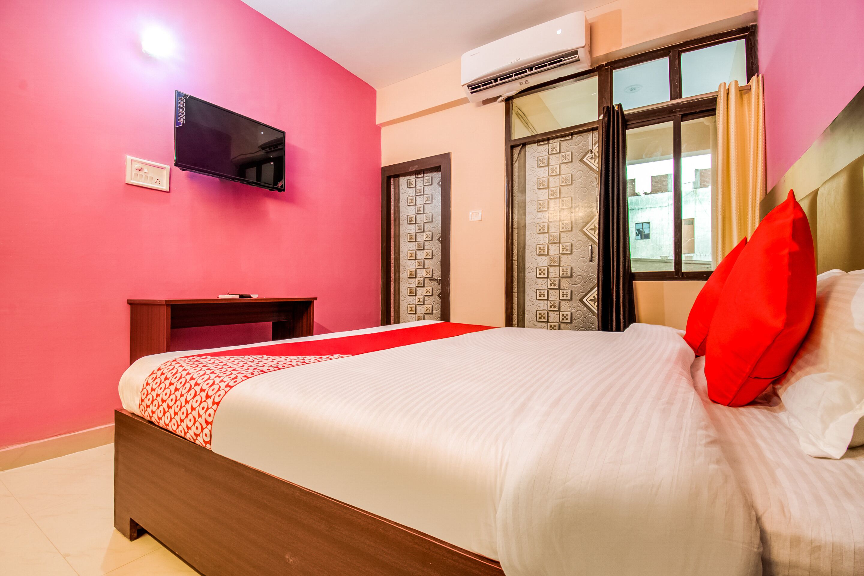 Silver Estate Residency by OYO Rooms