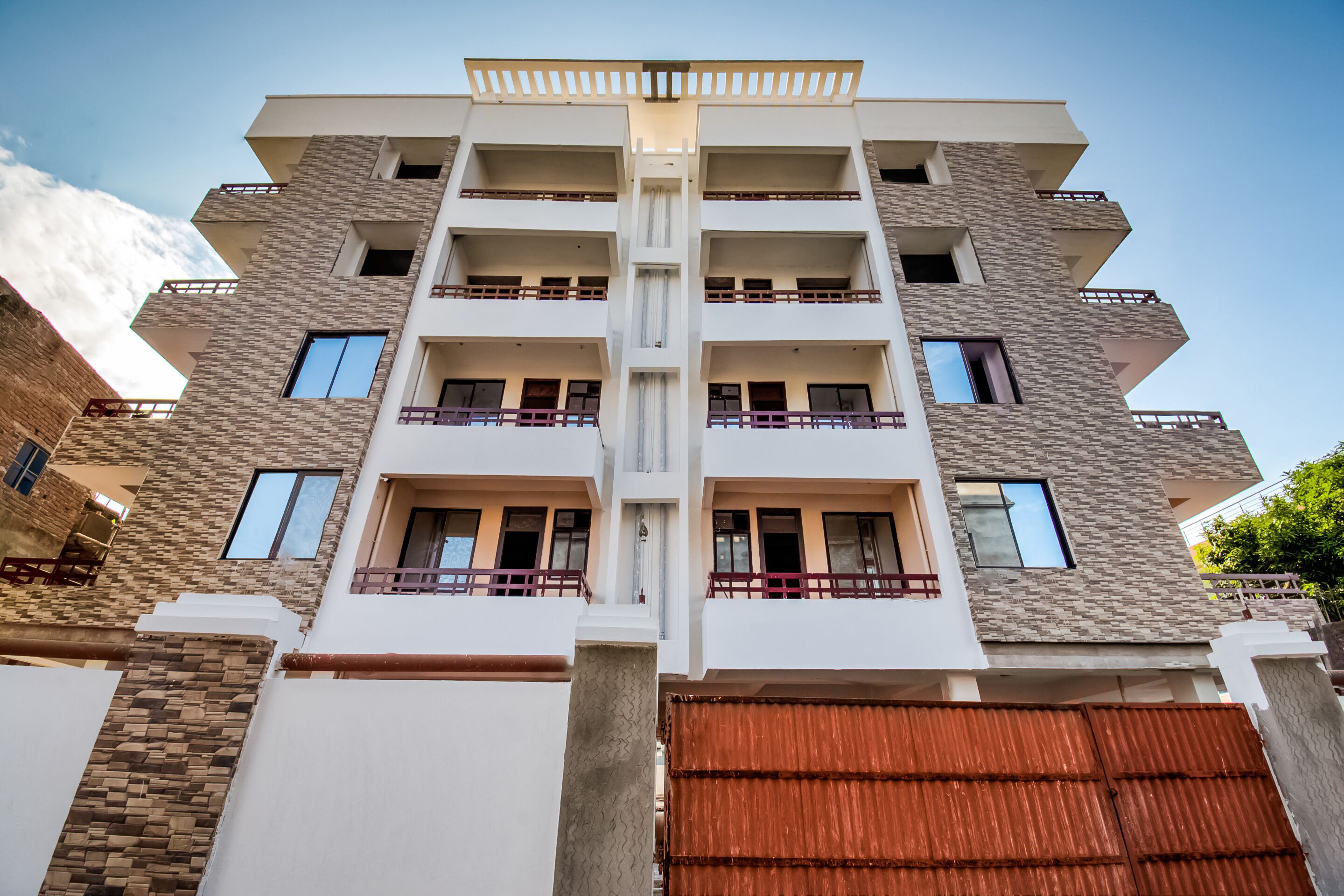 Silver Estate Residency by OYO Rooms