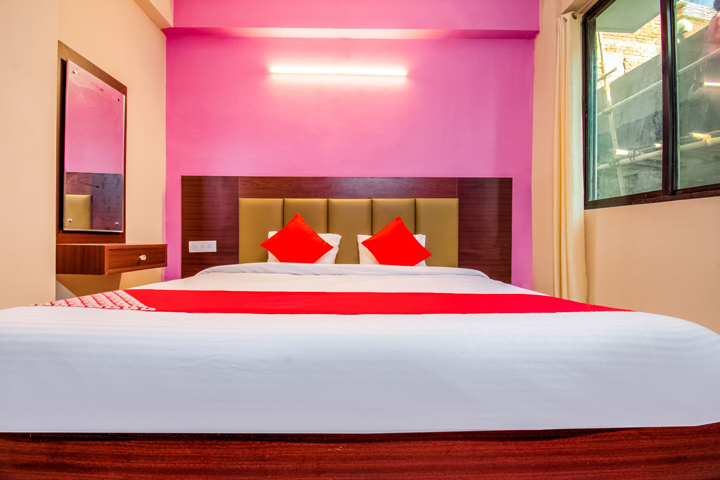 Silver Estate Residency by OYO Rooms