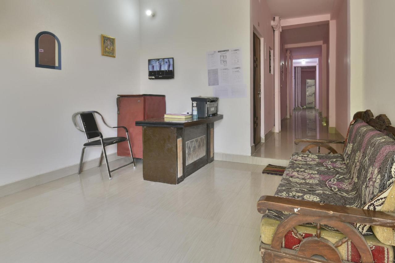 Sumit Guest House by OYO Rooms