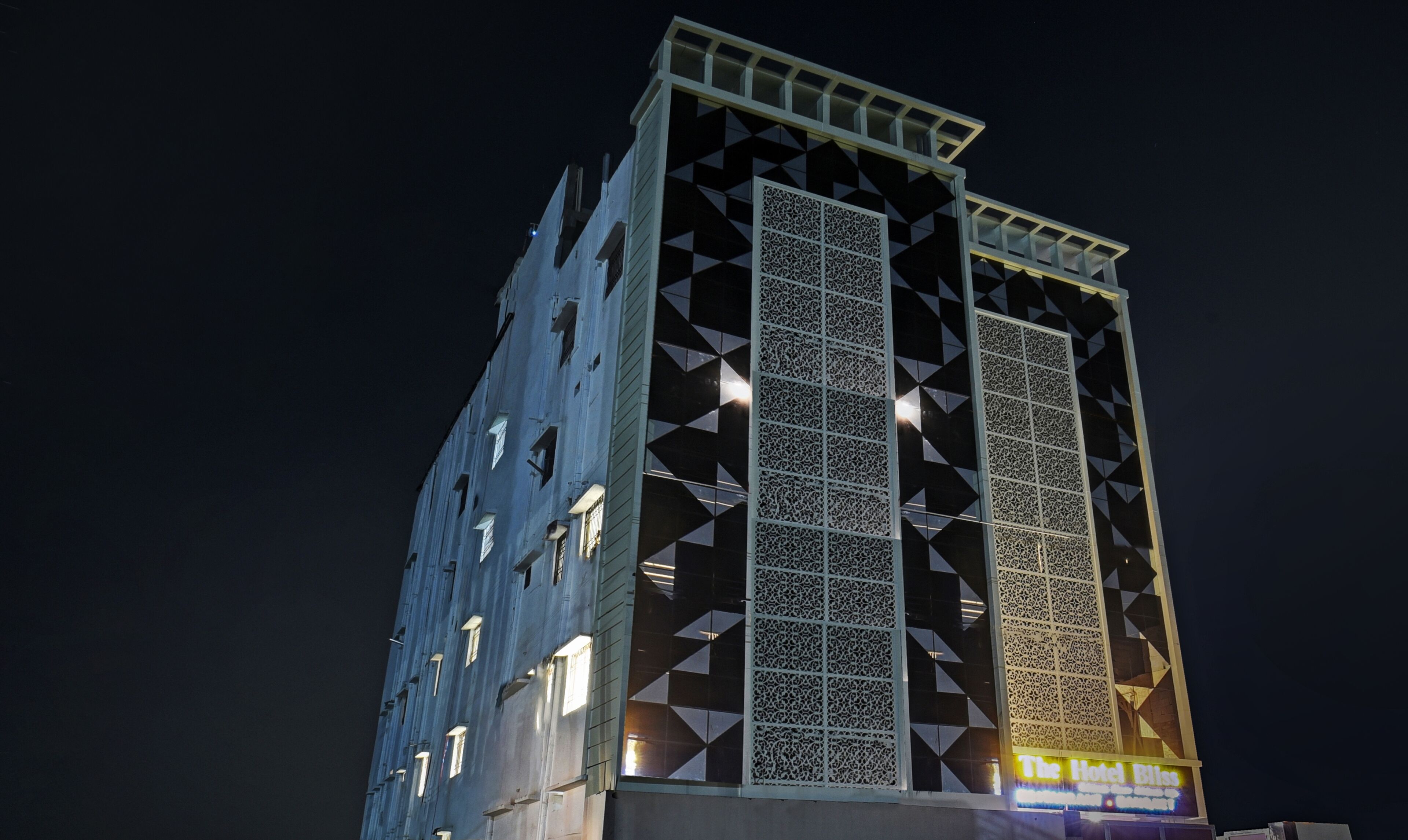 Treebo Trend The Hotel Bliss