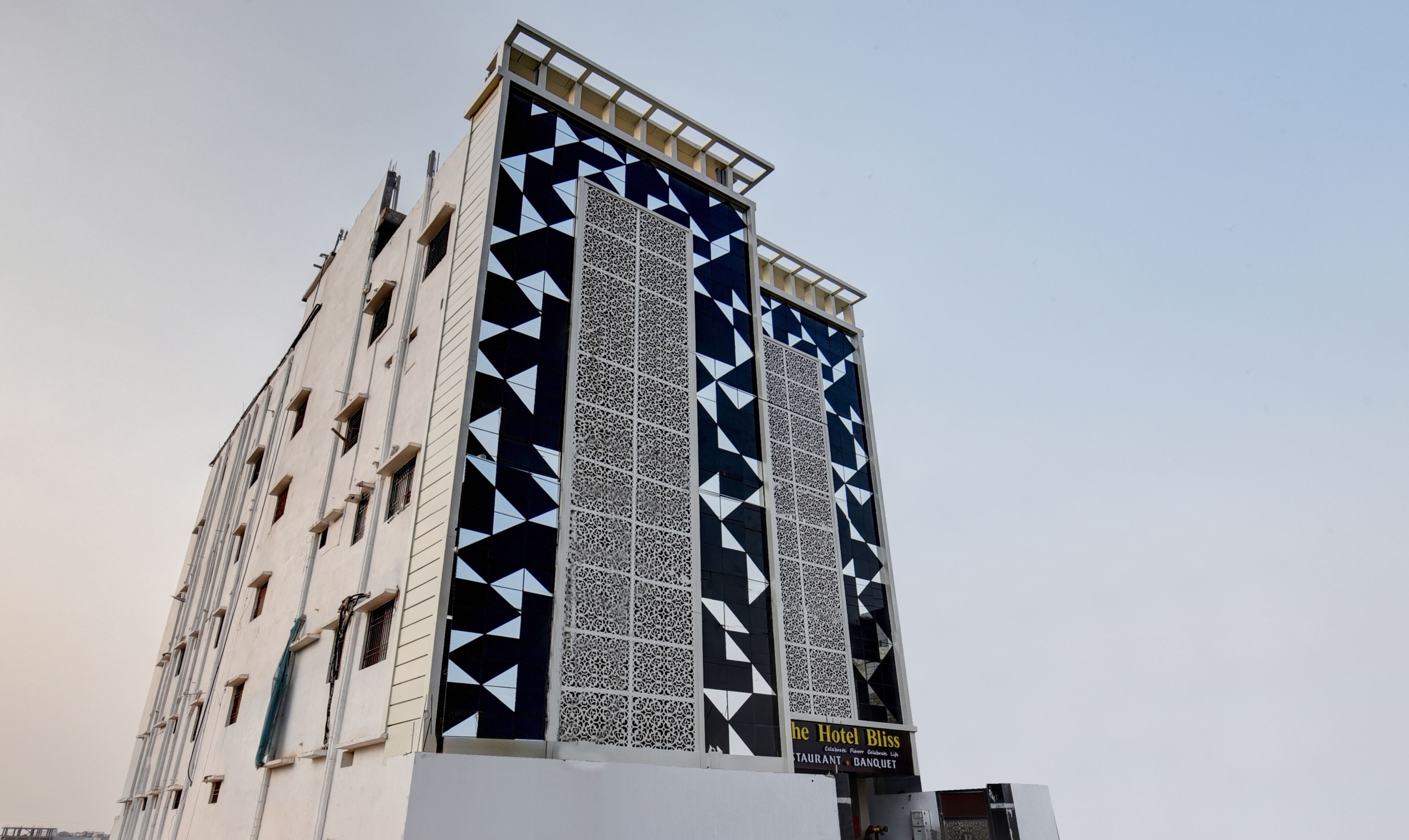 Treebo Trend The Hotel Bliss