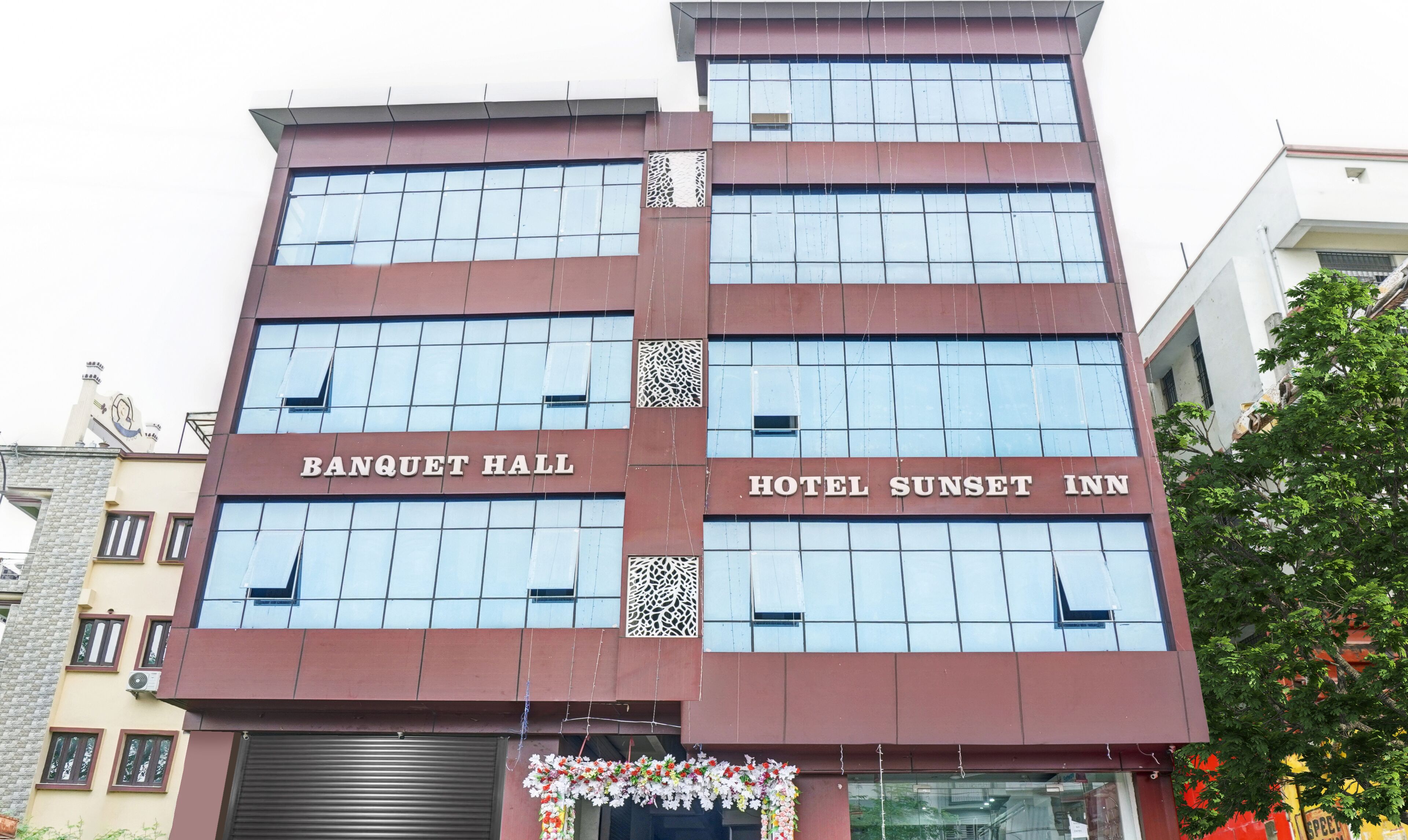 Treebo Trip Sunset Inn