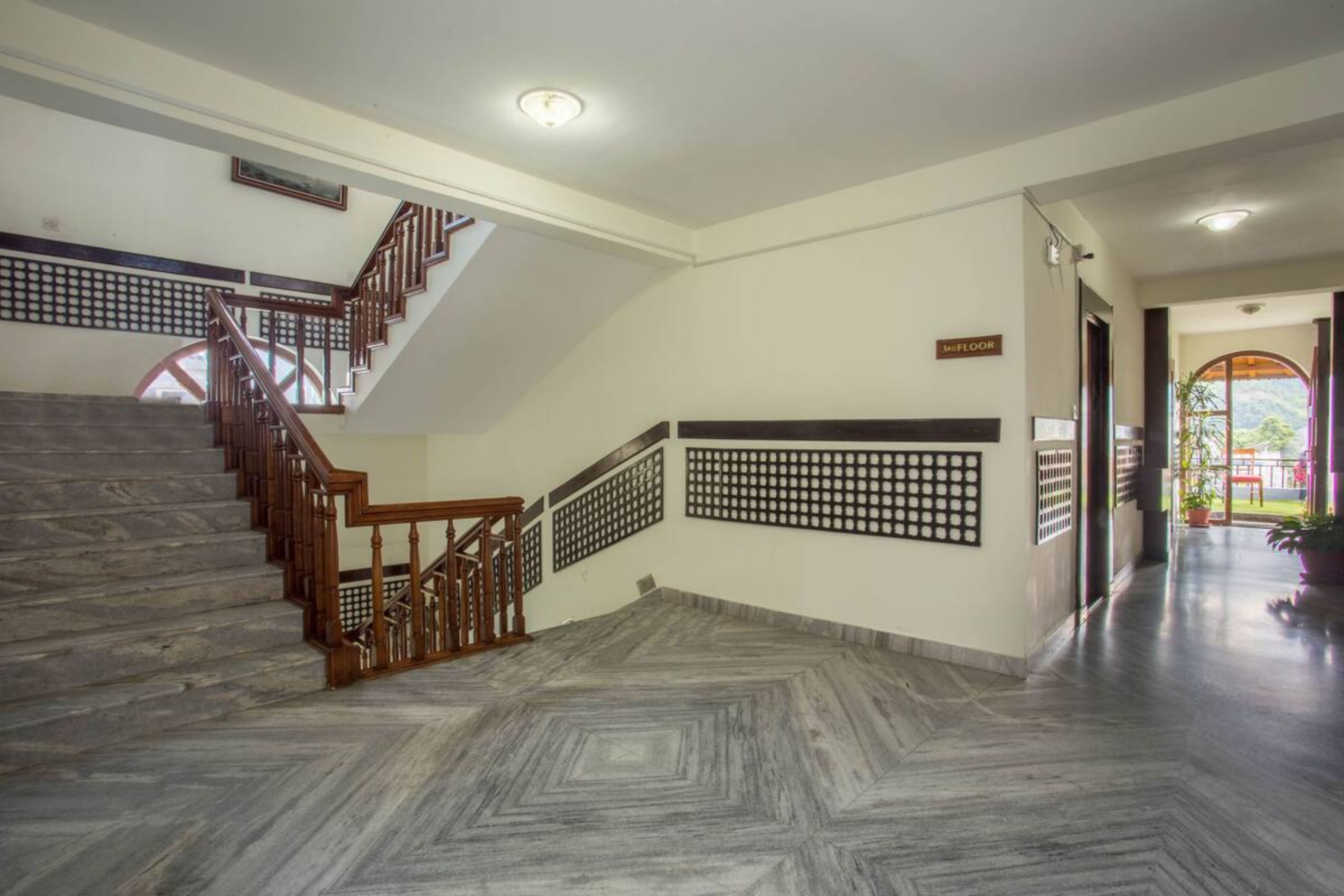 Tulsi Patna by Goroomgo