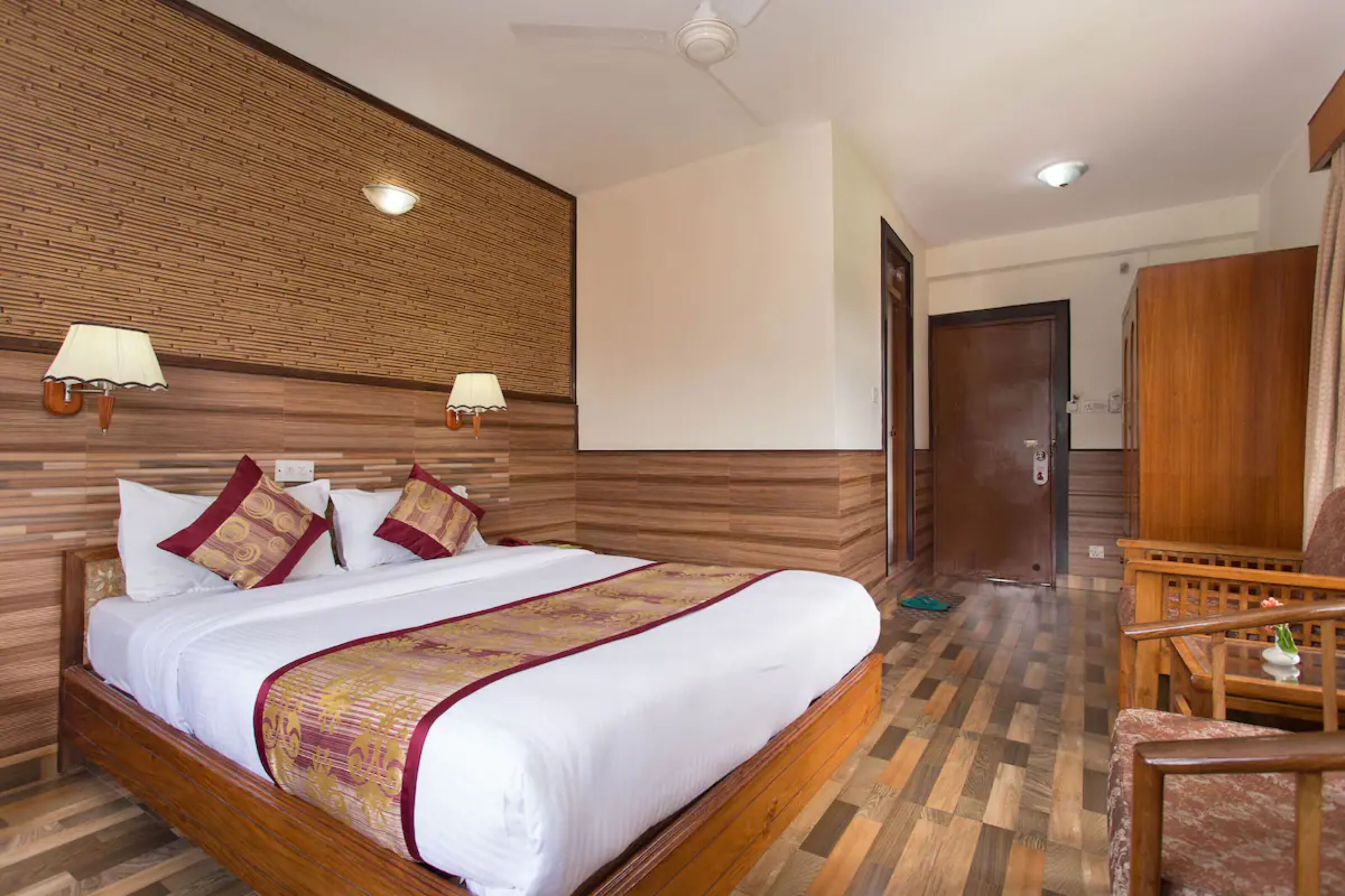 Tulsi Patna by Goroomgo