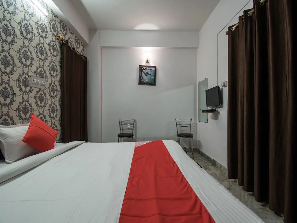 Virasat By OYO Rooms