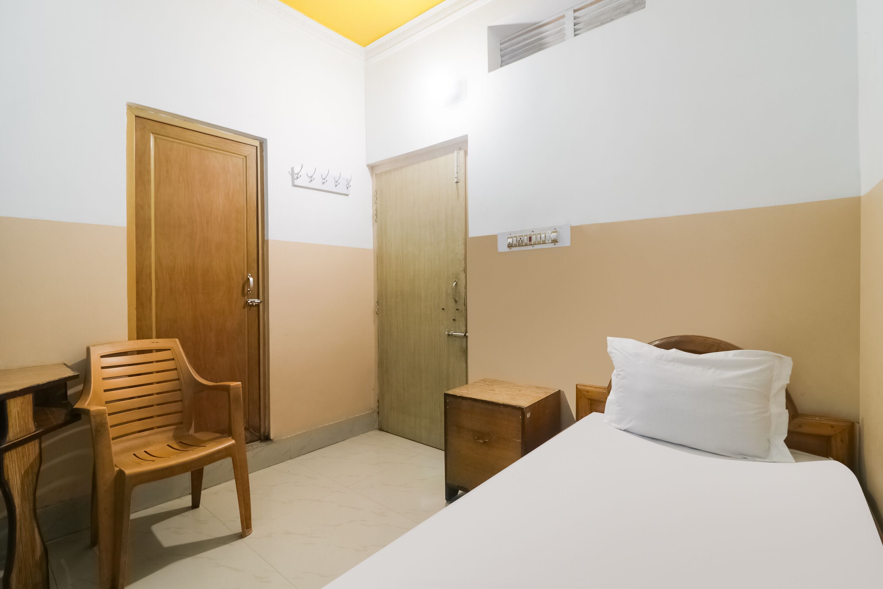 Hotel Rajvansh by OYO Rooms