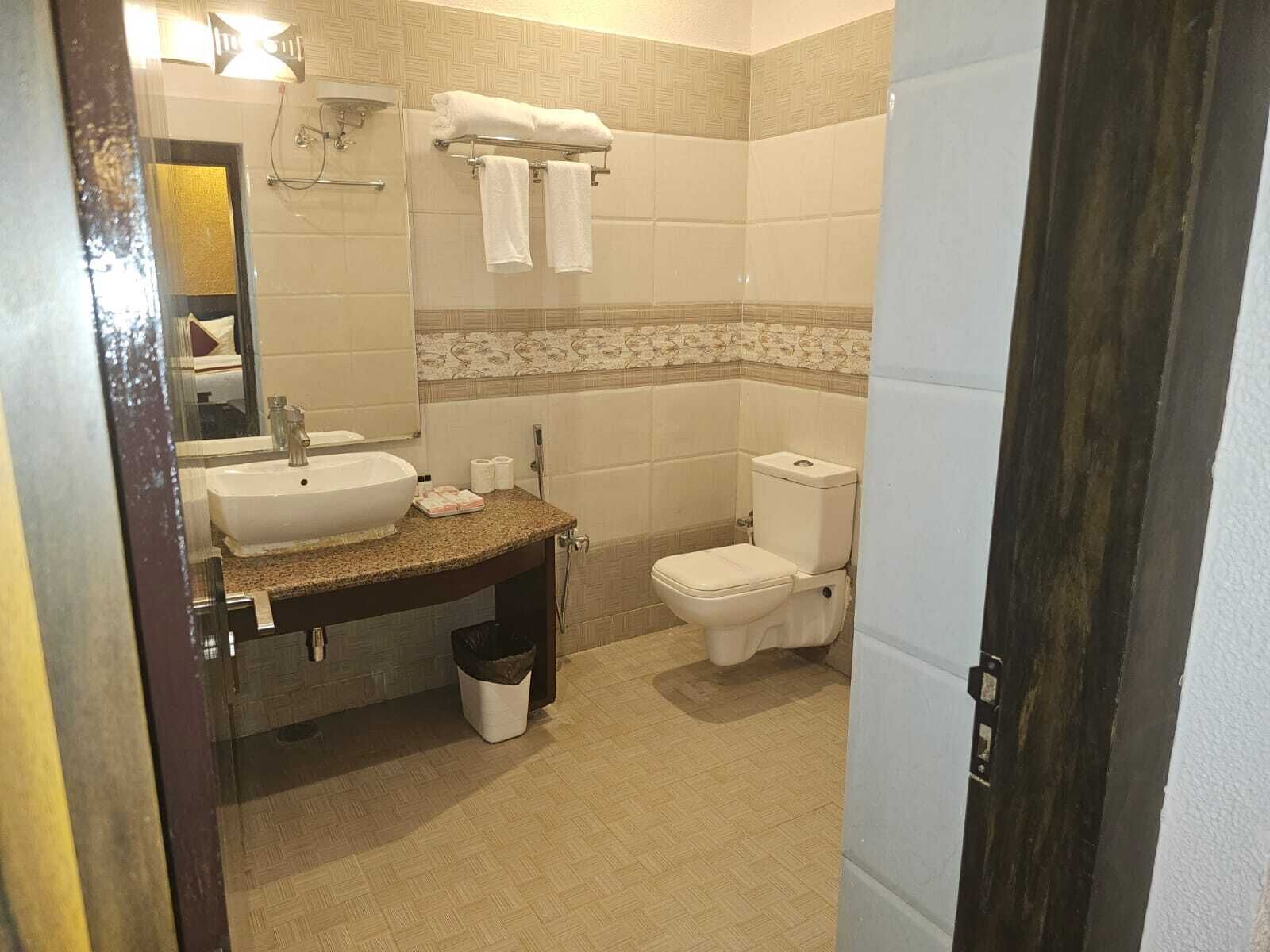 Arunya Hotel & Resort