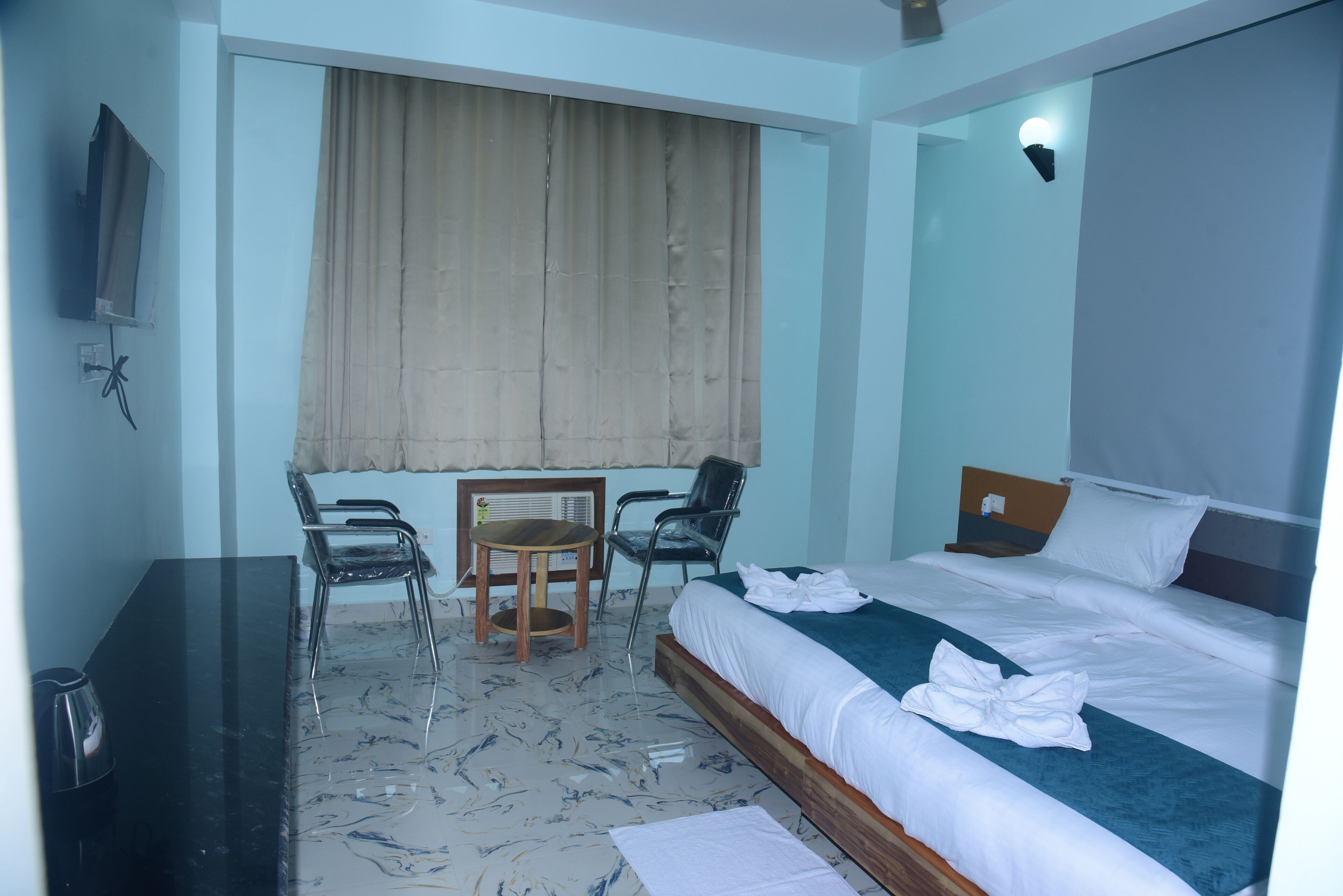 Hotel Gridhakuta International