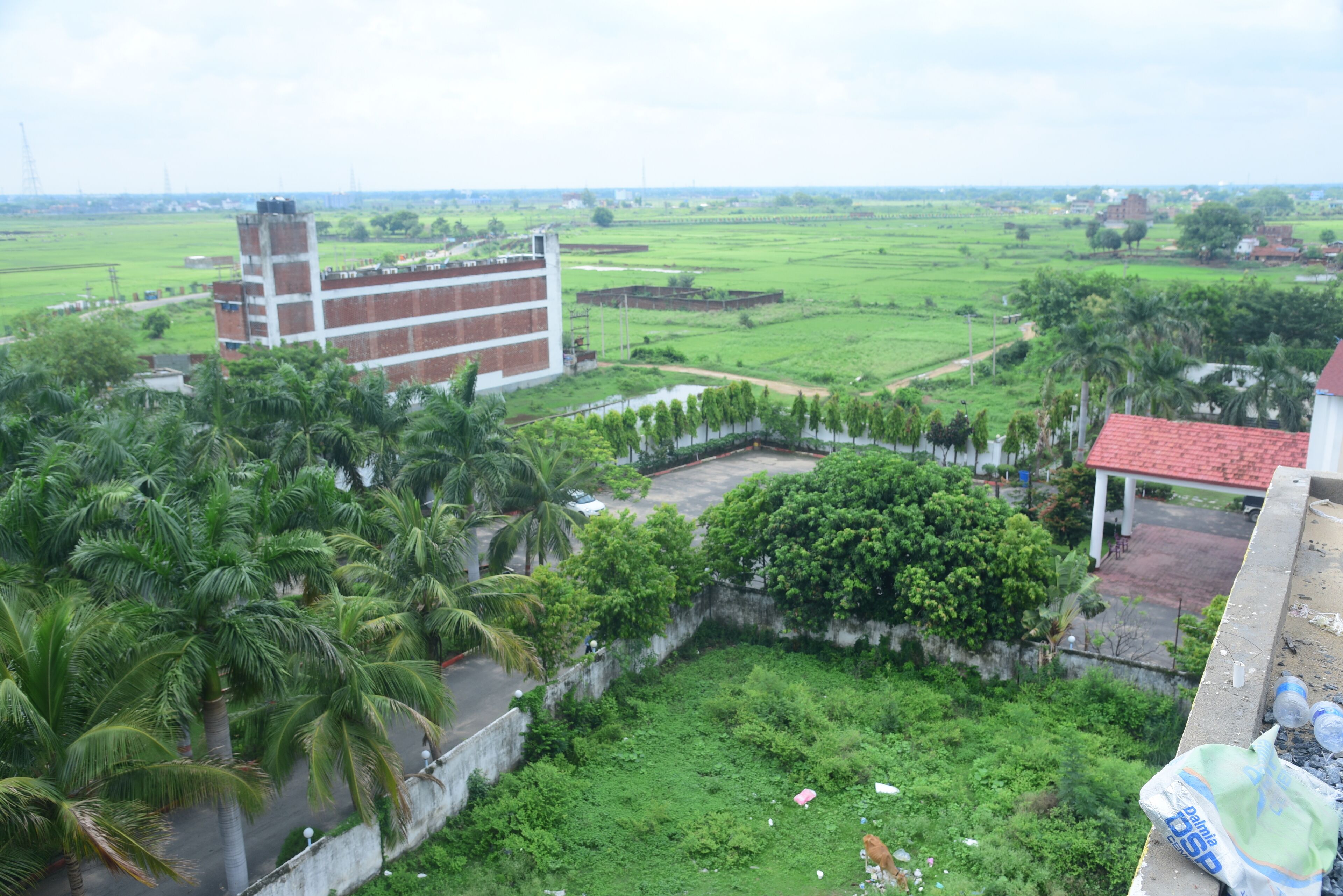 Hotel Gridhakuta International