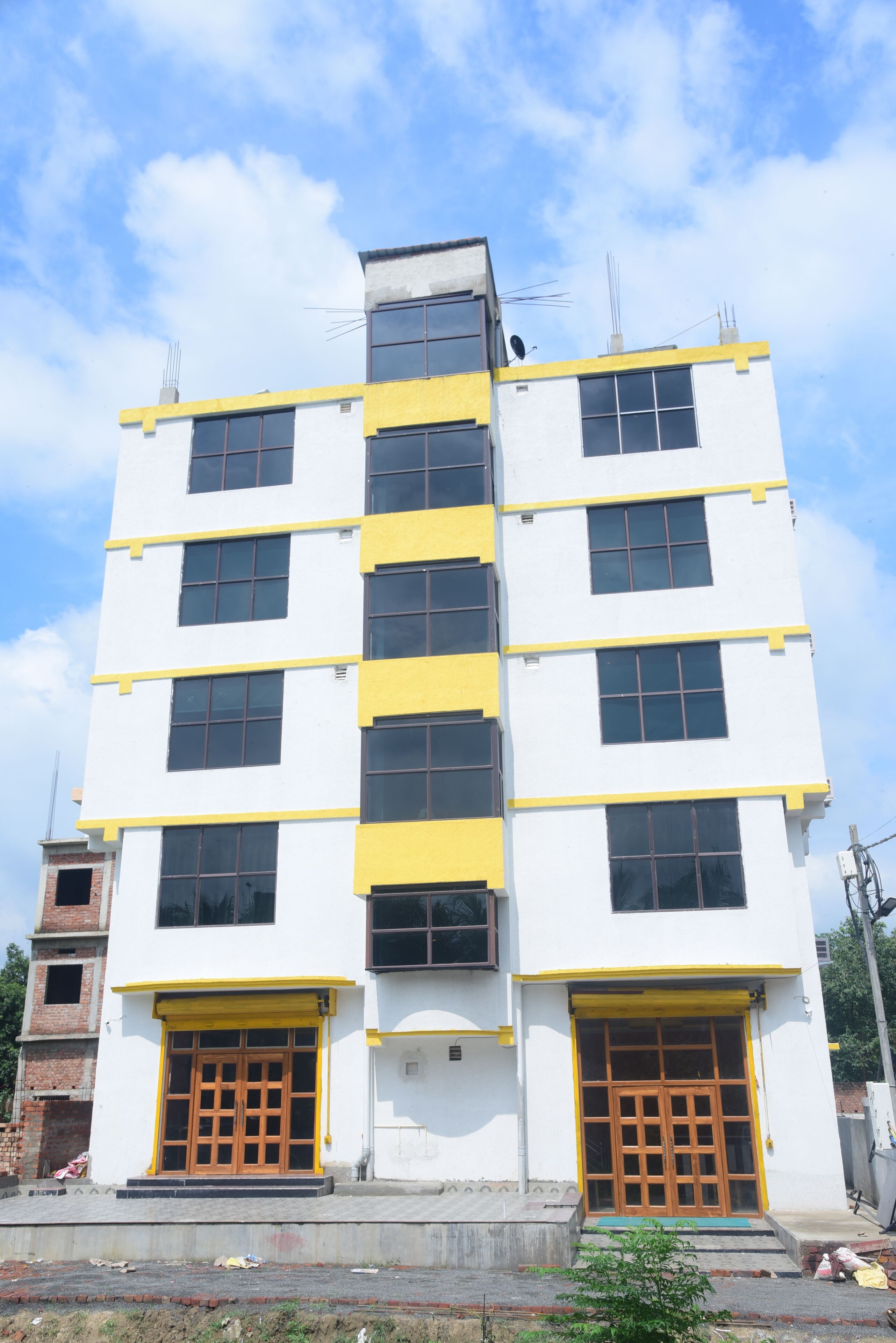 Hotel Gridhakuta International