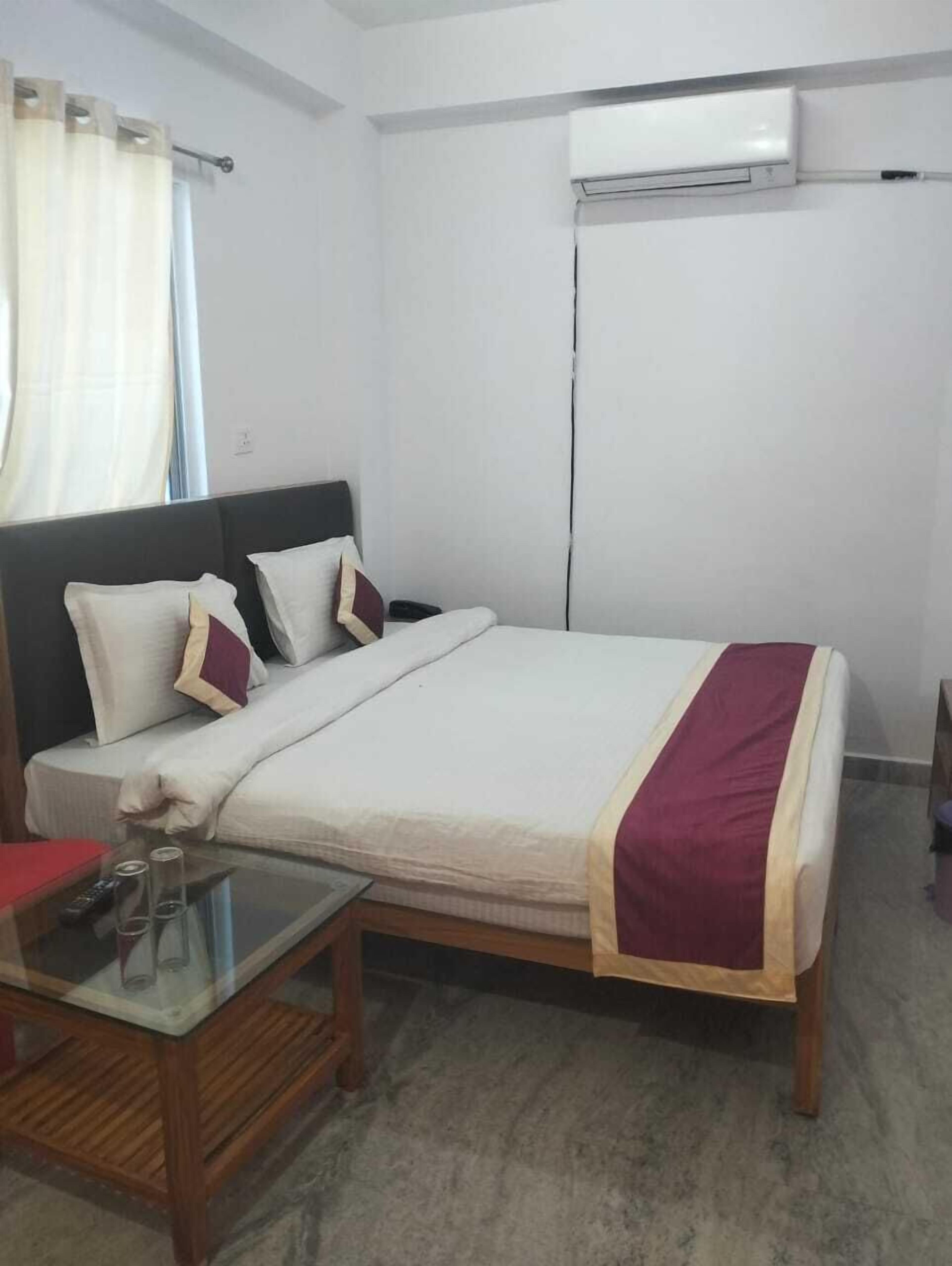 Hotel Rekha International