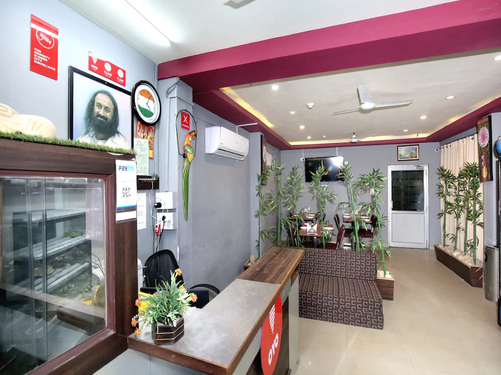 OYO 8664 Hotel 1st Choice