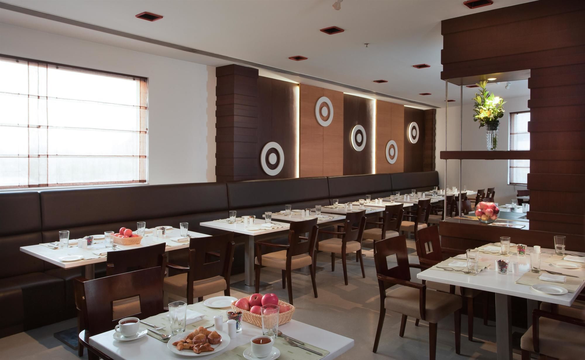 Hotel 6 Chandigarh Zirakpur