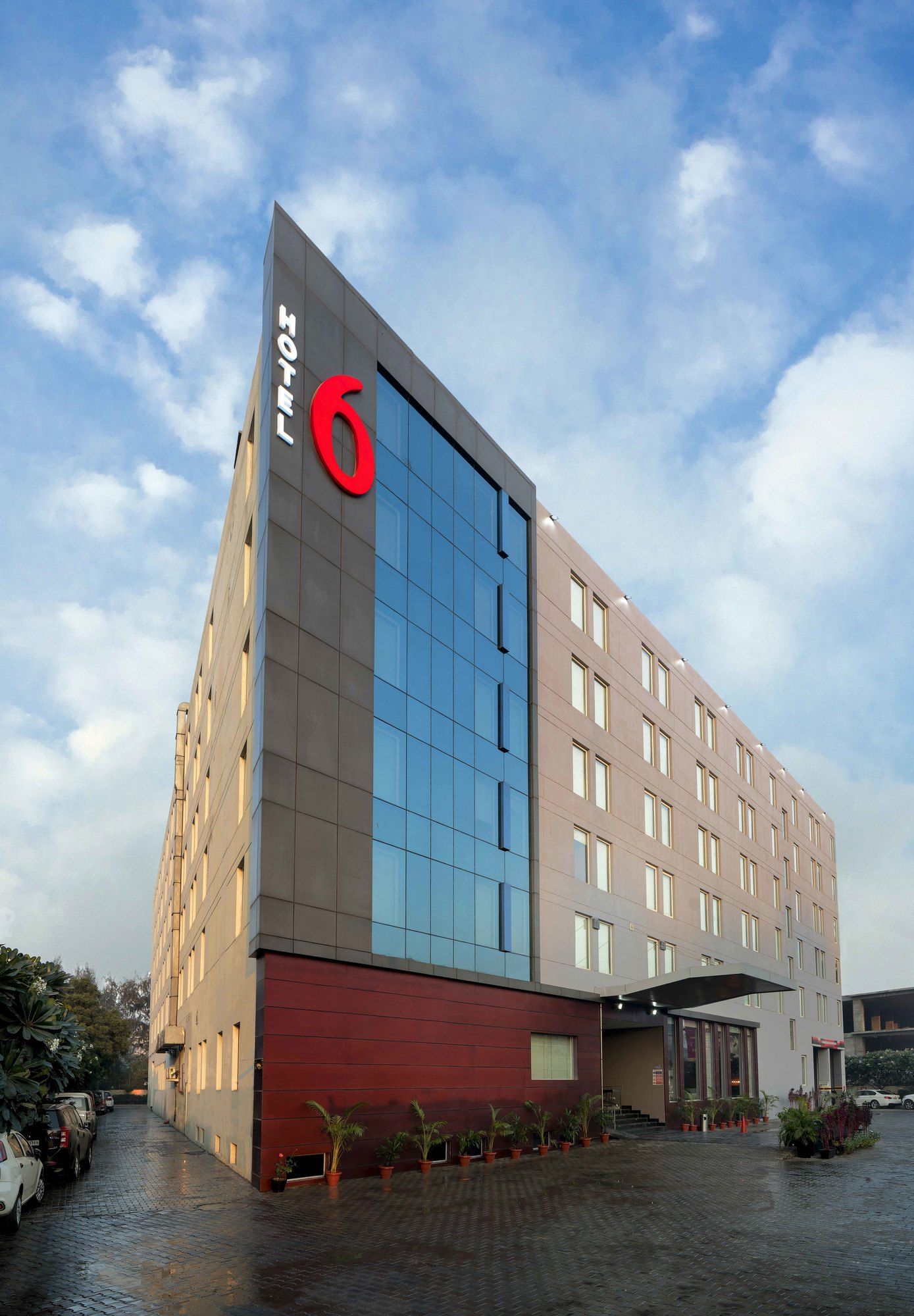Hotel 6 Chandigarh Zirakpur