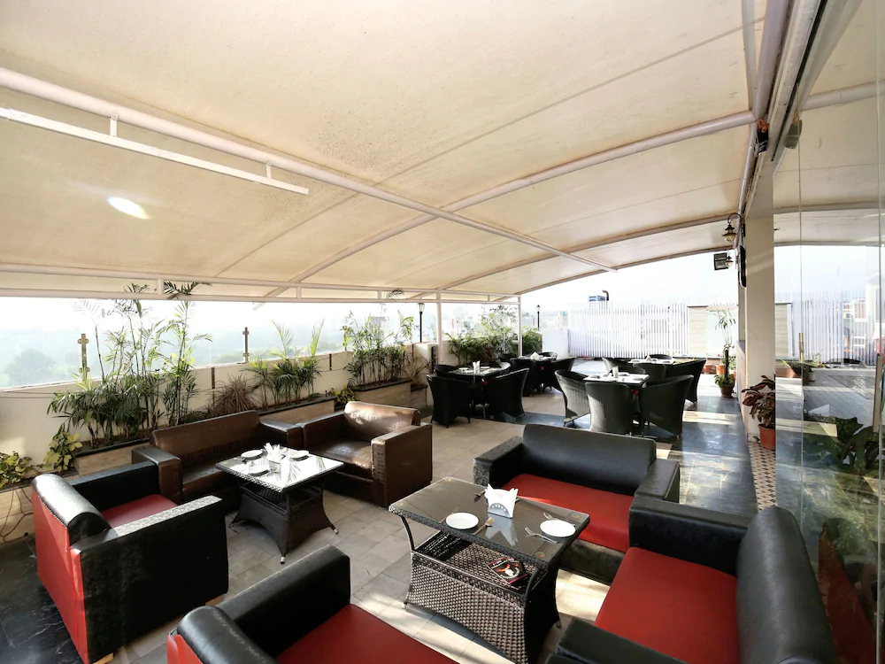 Treebo Trend Chandigarh Grand