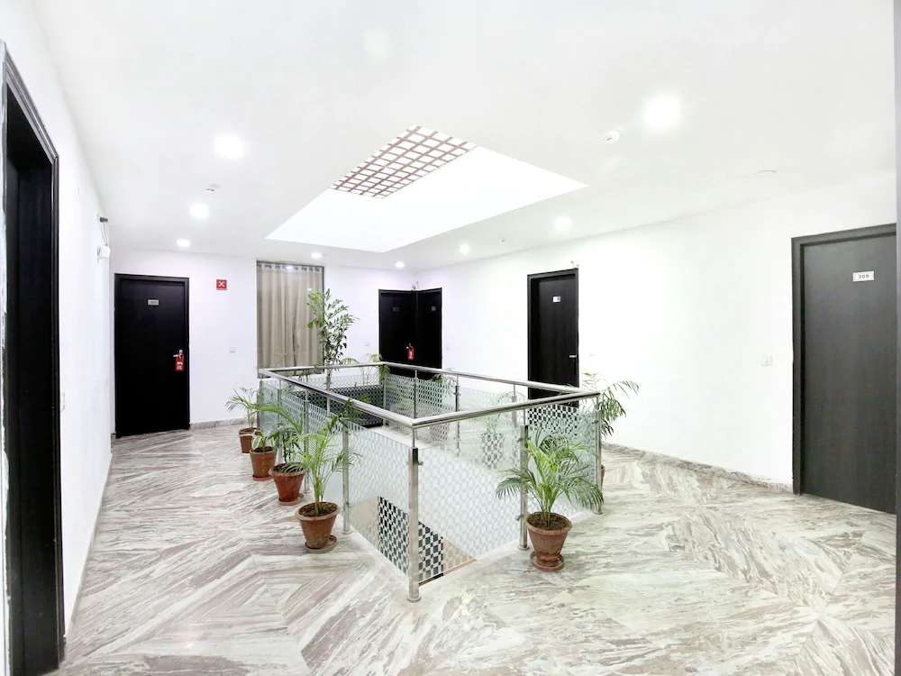 Treebo Trend Chandigarh Grand