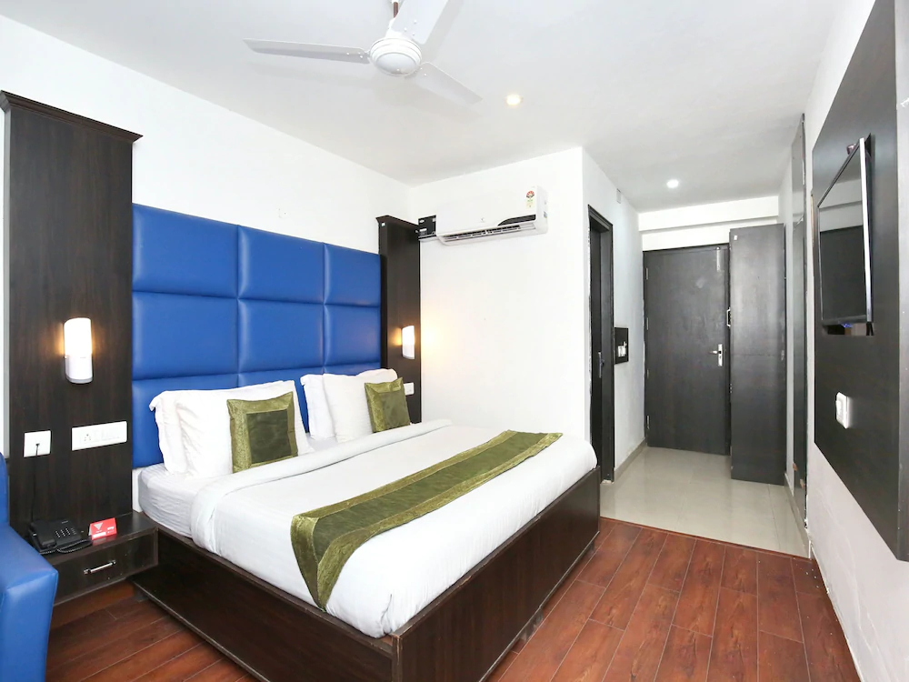 Treebo Trend Chandigarh Grand