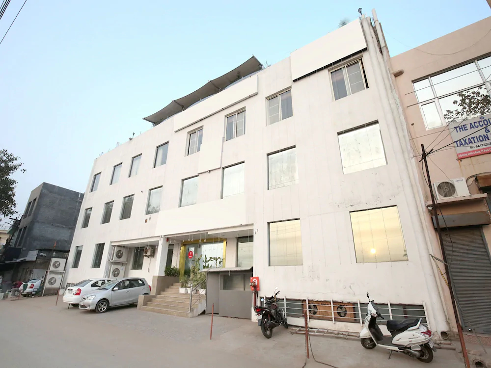 Treebo Trend Chandigarh Grand