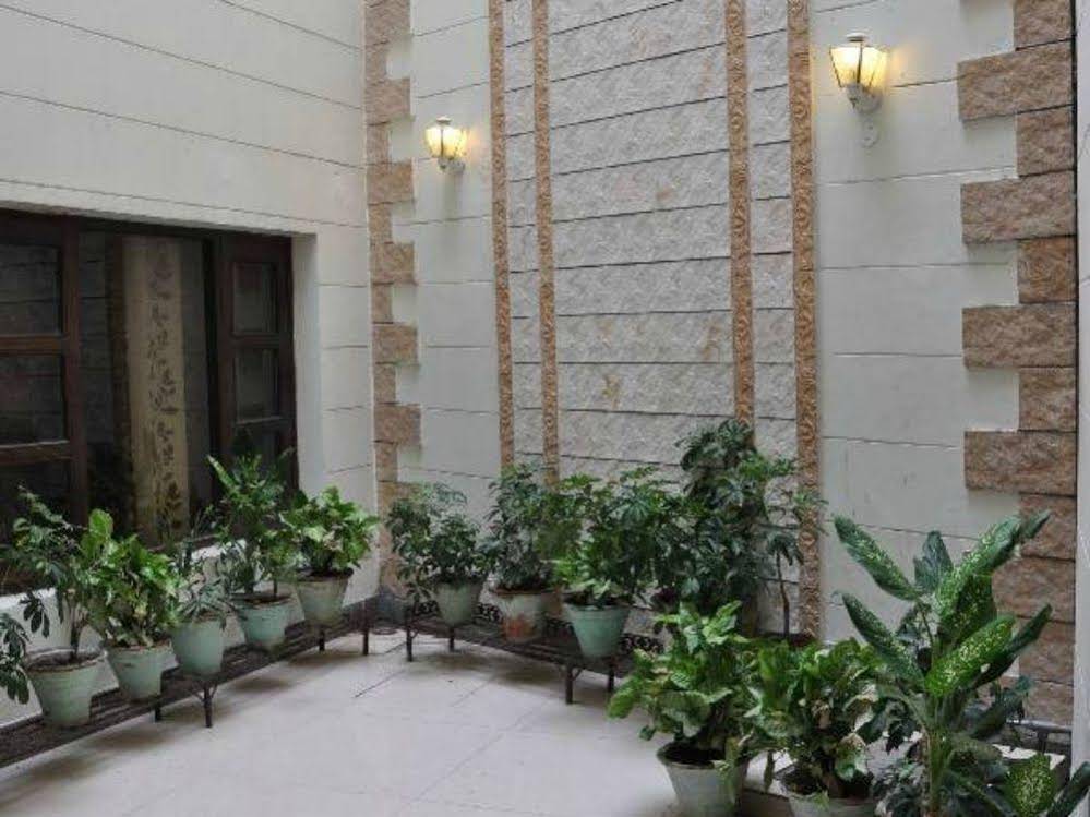 Diamond Inn