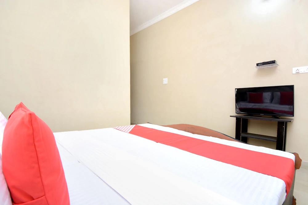 Dreamland By OYO Rooms