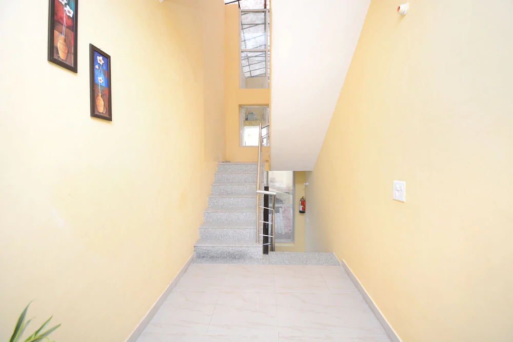 Dreamland By OYO Rooms