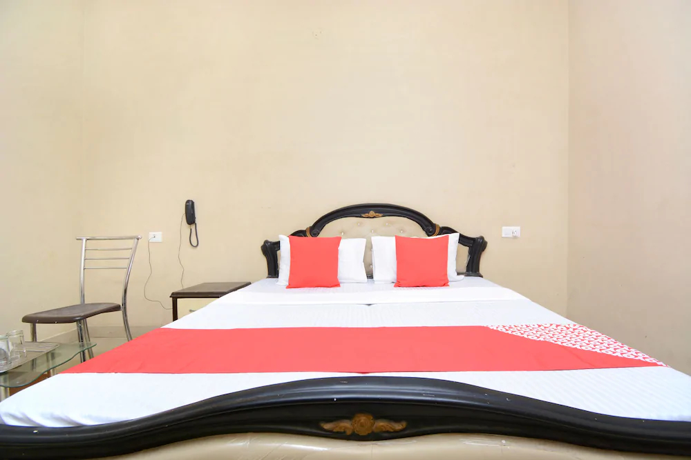 Dreamland By OYO Rooms