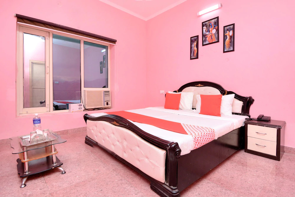 Dreamland By OYO Rooms