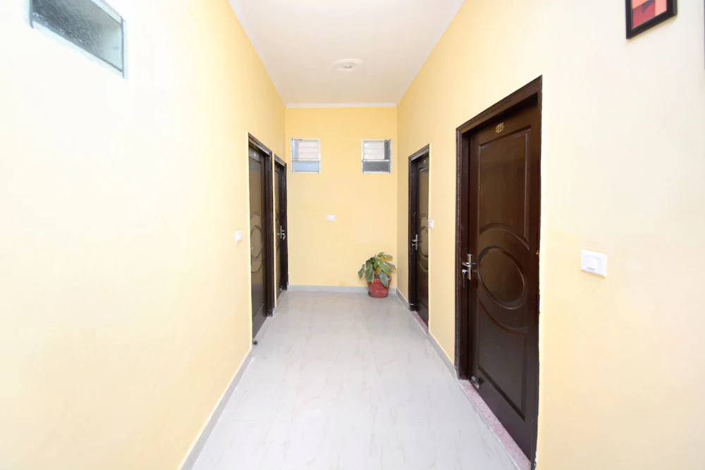Dreamland By OYO Rooms
